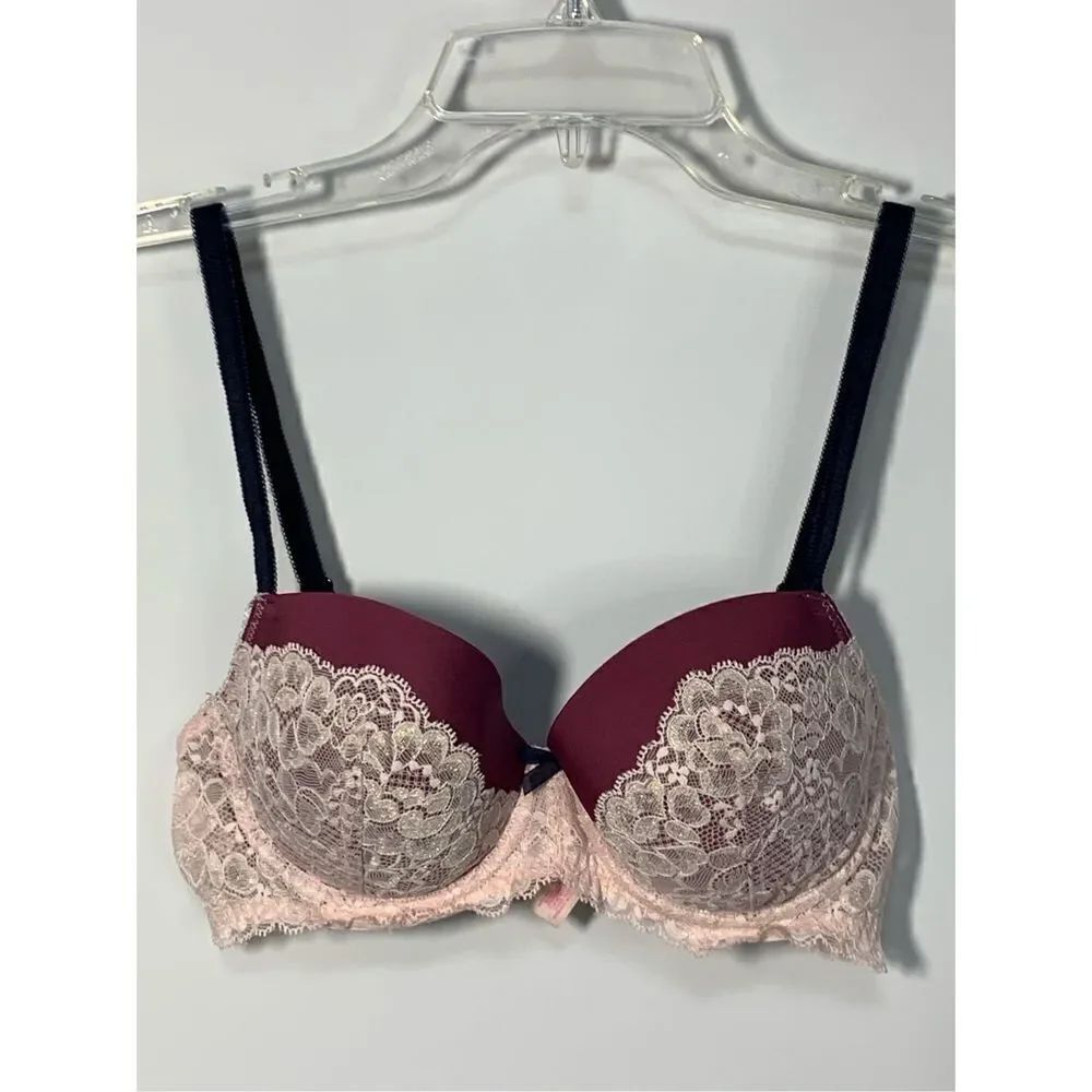 Victoria’s Secret dream angels lined Demi bra, size 32D